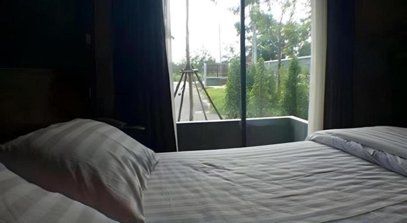 The Infinite Resort Nakhon Sawan Exterior foto