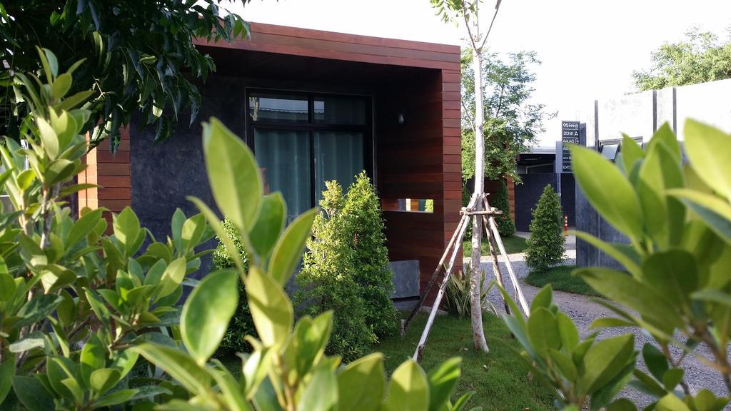 The Infinite Resort Nakhon Sawan Exterior foto