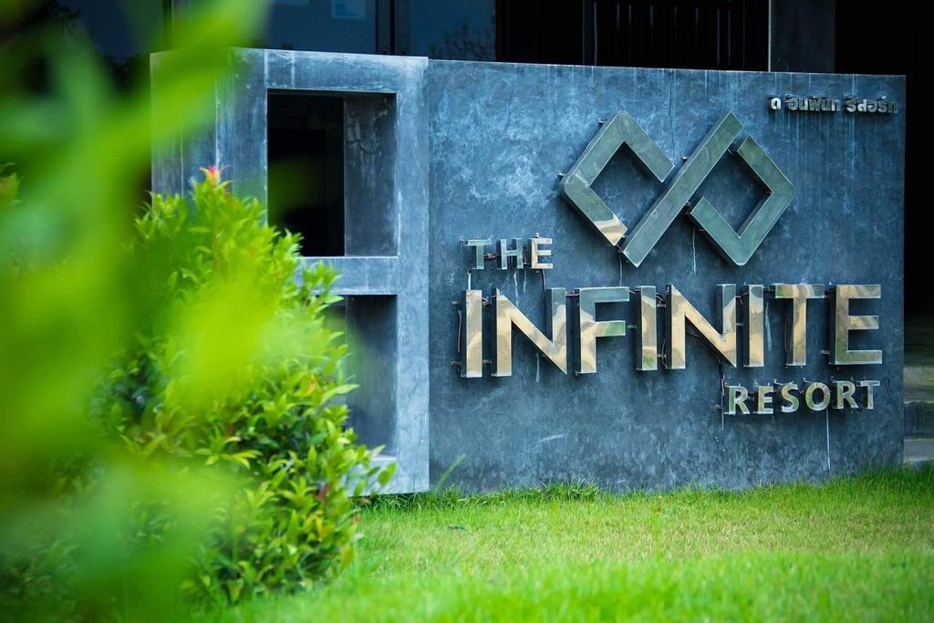 The Infinite Resort Nakhon Sawan Exterior foto
